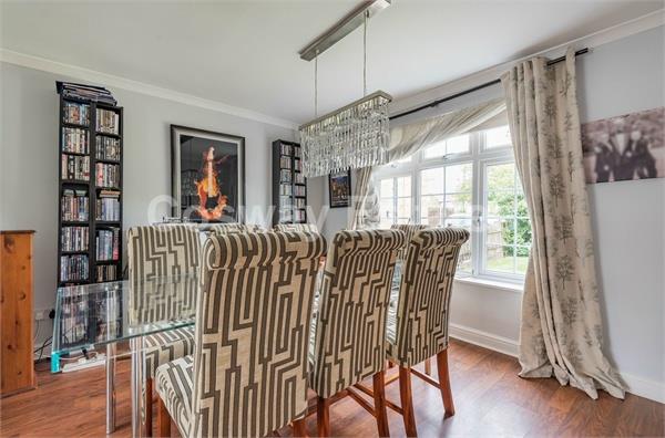 Orchard Close, Radlett